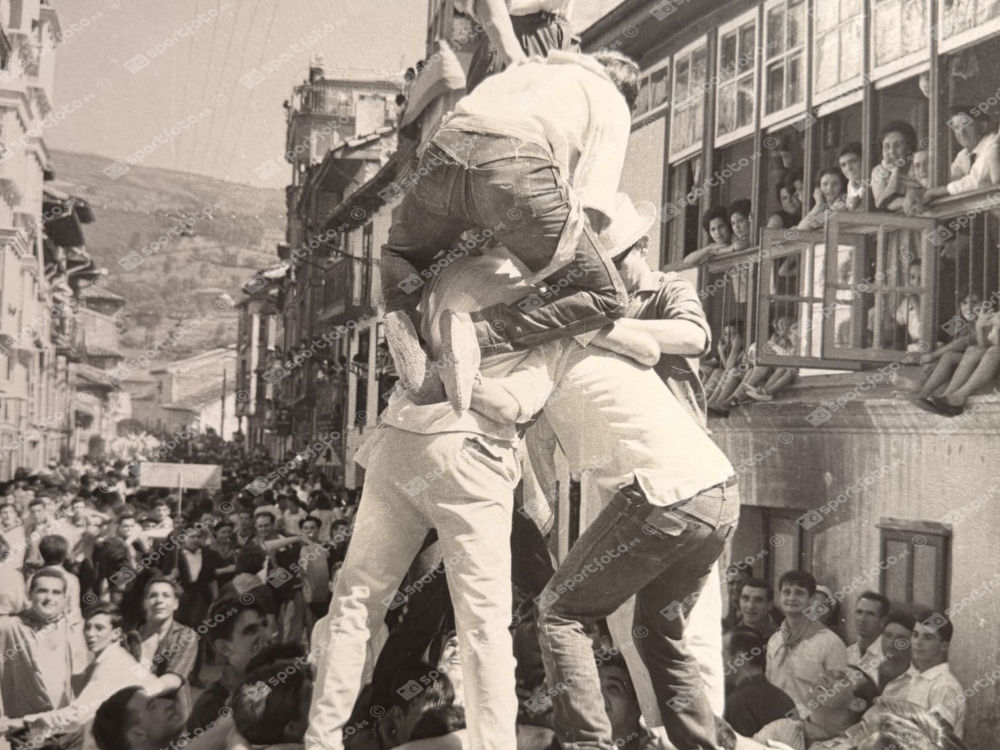 Torre humana previa Encierro de Ampuero 1960-1970